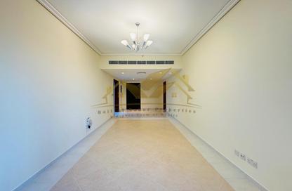 Apartment - 3 Bedrooms - 3 Bathrooms for rent in 21st Century Tower - Sheikh Zayed Road - Dubai