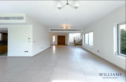 Villa - 4 - 4 for rent in Legacy Nova Villas - District 9 - Jumeirah Park - Dubai Villa - 4 - 4 for rent in Legacy Nova Villas - District 9 - Jumeirah Park - Dubai