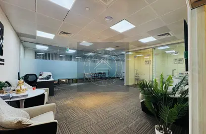 مكتب - 6 غرف نوم - 2 حمامات للايجار في برج الصقر للأعمال - شارع الشيخ زايد - دبي مكتب - 6 غرف نوم - 2 حمامات للايجار في برج الصقر للأعمال - شارع الشيخ زايد - دبي