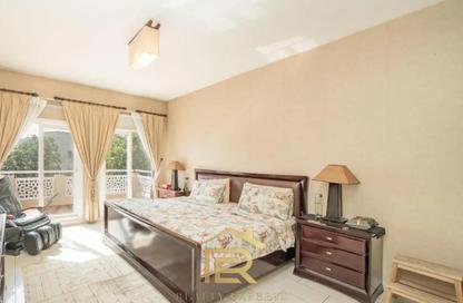 Villa - 5 Bedrooms - 6 Bathrooms for rent in Meadows 2 - Meadows - Dubai Villa - 5 Bedrooms - 6 Bathrooms for rent in Meadows 2 - Meadows - Dubai