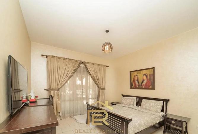 104119787 - Property Image 2