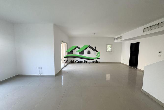 92244320 - Property Image 3