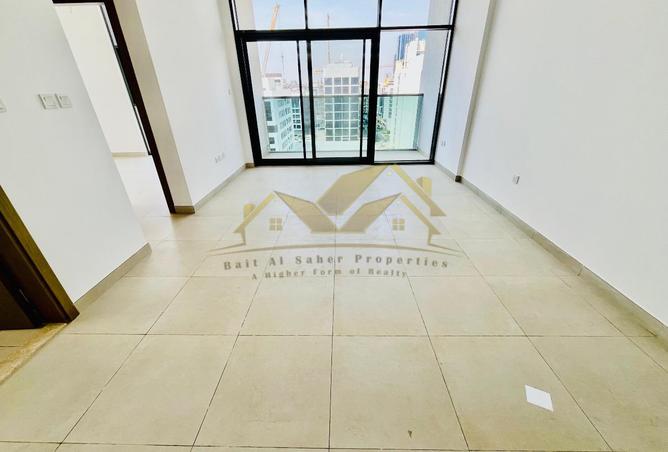 1 BR Apartment with Private Jacuzzi and Water View
