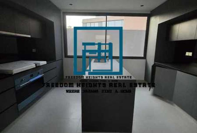 79441074 - Property Image 3