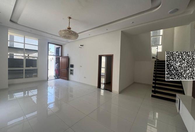 112755535 - Property Image 2