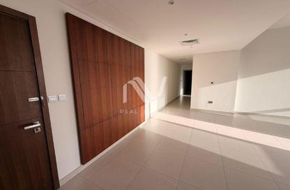 Apartment - 2 Bedrooms - 3 Bathrooms for rent in Canal Residence - Al Reem Island - Abu Dhabi
