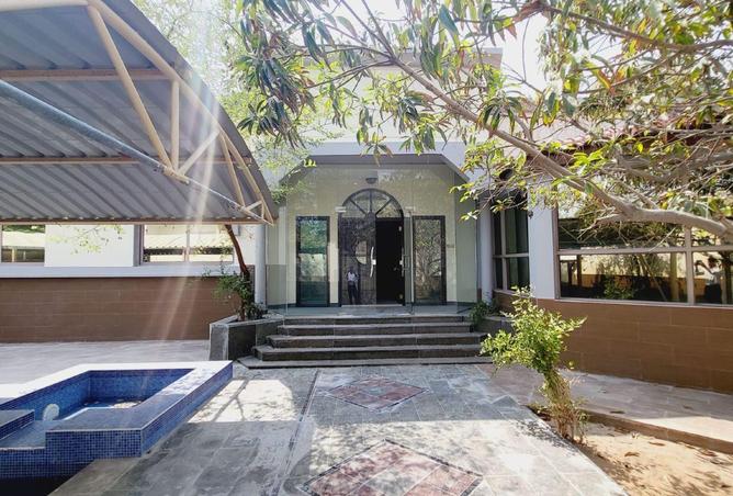 2OiRIw8bmLI - Property Main Image