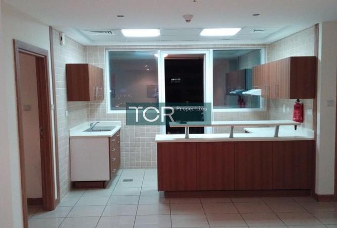 77372200 - Property Main Image