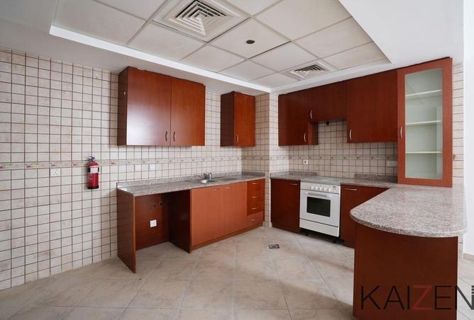 76562710 - Property Image 2