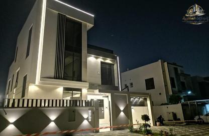 Villa - 5 Bedrooms - 7 Bathrooms for sale in Al Yasmeen 1 - Al Yasmeen - Ajman