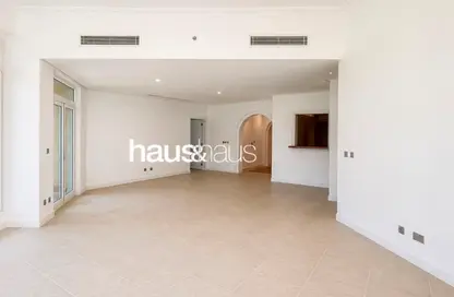 Apartment - 3 Bedrooms - 4 Bathrooms for sale in Al Hallawi - Shoreline Apartments - Palm Jumeirah - Dubai