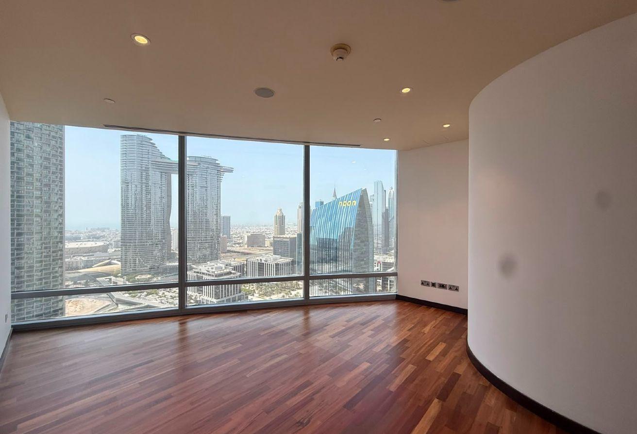 Iconic Address |City Views| Private Maid Entrance photo 14