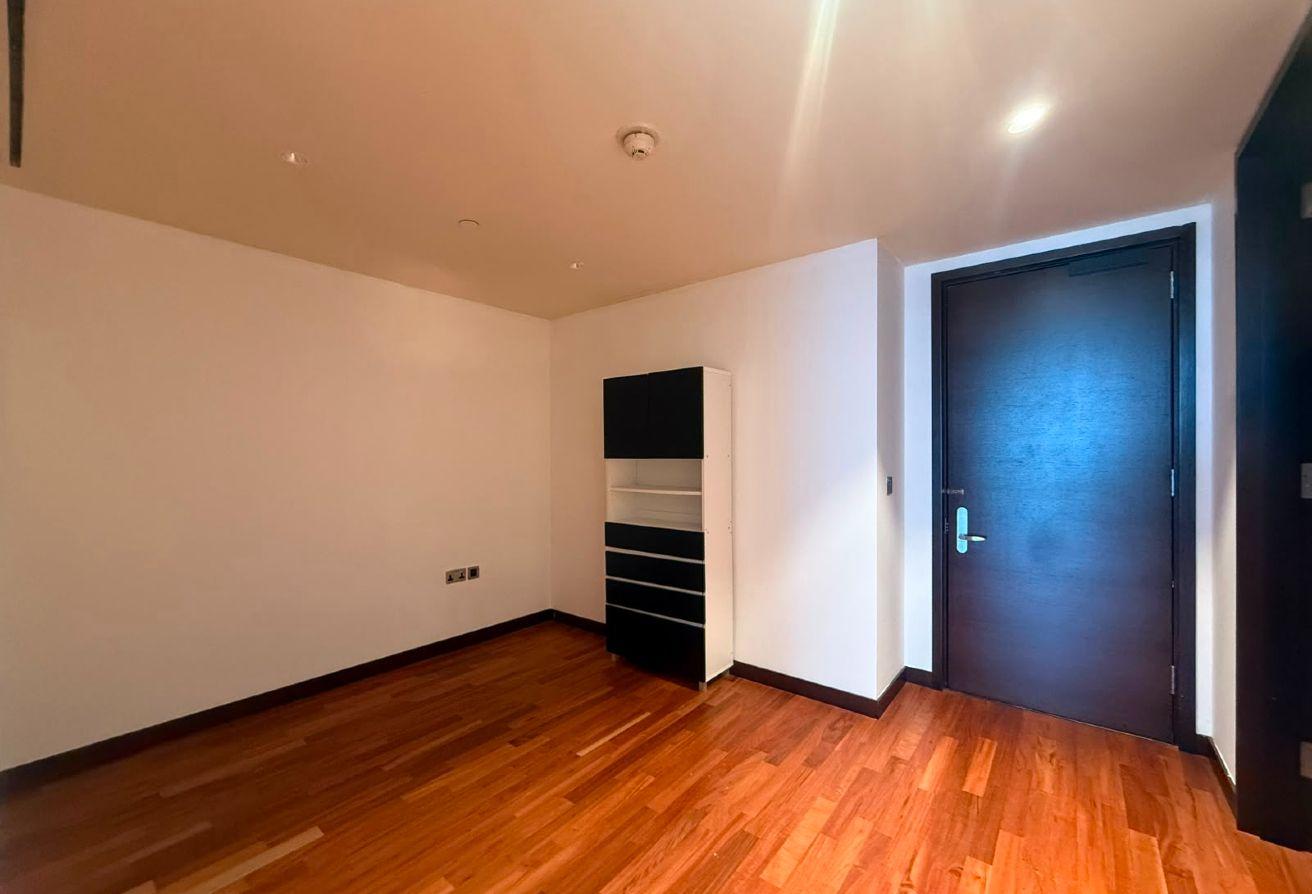 Iconic Address |City Views| Private Maid Entrance photo 20