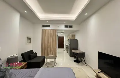 Apartment - Studio - 1 Bathroom for rent in Hera Tower - Dubai Sports City - Dubai
