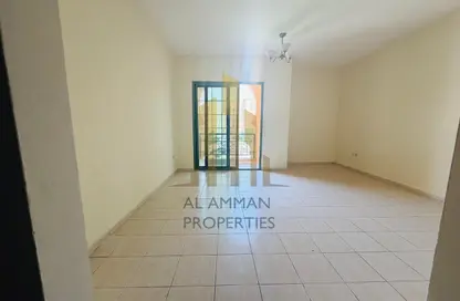 شقة - 1 حمام للايجار في ي06 - طراز مغربي - المدينة العالمية - دبي