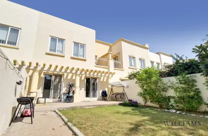 فيلا - 3 غرف نوم - 3 حمامات للبيع في الينابيع 2 - الينابيع - دبي