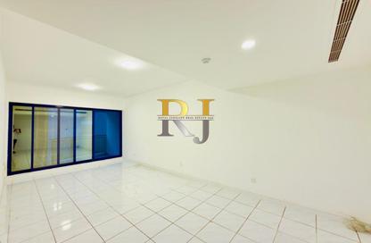 Apartment - 2 Bedrooms - 2 Bathrooms for rent in Mankhool Building - Al Mankhool - Bur Dubai - Dubai Apartment - 2 Bedrooms - 2 Bathrooms for rent in Mankhool Building - Al Mankhool - Bur Dubai - Dubai