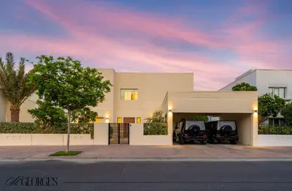 Villa - 4 Bedrooms - 5 Bathrooms for sale in Meadows 2 - Meadows - Dubai