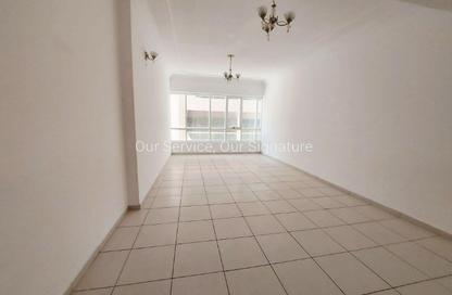 Apartment - 2 Bedrooms - 3 Bathrooms for rent in New Al Taawun Road - Al Taawun - Sharjah