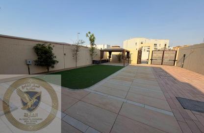 Villa - 4 Bedrooms - 6 Bathrooms for rent in Barashi - Al Badie - Sharjah