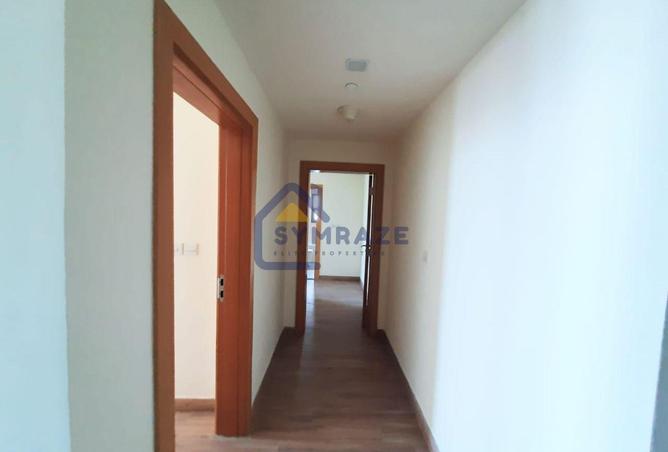 53163837 - صورة العقار 2