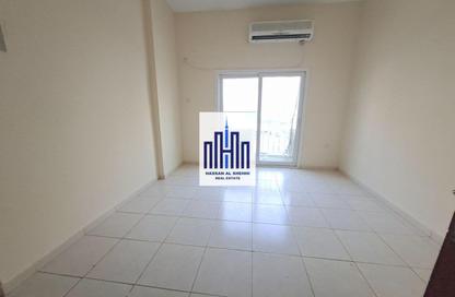 Apartment - 1 Bedroom - 1 Bathroom for rent in Muwailih Building - Muwaileh - Sharjah