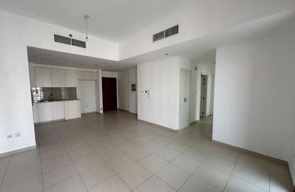 Apartment - 2 Bedrooms - 2 Bathrooms for rent in Zahra Breeze Apartments 3B - Zahra Breeze Apartments 3 - Zahra Breeze Apartments - Town Square - Dubai