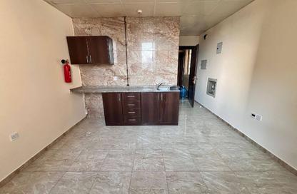 Apartment - Studio - 1 for rent in Fire Station Road - Muwaileh - Sharjah Apartment - Studio - 1 for rent in Fire Station Road - Muwaileh - Sharjah