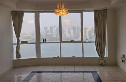 Apartment - 3 Bedrooms - 4 Bathrooms for sale in Al Majaz 3 - Al Majaz - Sharjah Apartment - 3 Bedrooms - 4 Bathrooms for sale in Al Majaz 3 - Al Majaz - Sharjah