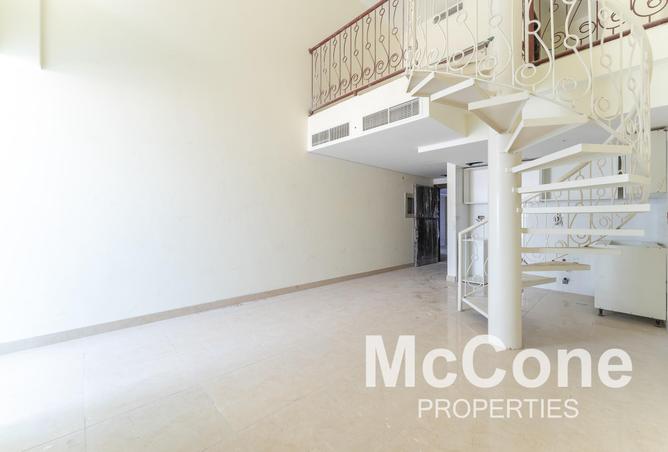 54386799 - Property Image 2