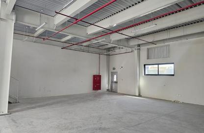 Warehouse - Studio - 2 Bathrooms for rent in Al Qusais Industrial Area 1 - Al Qusais Industrial Area - Al Qusais - Dubai