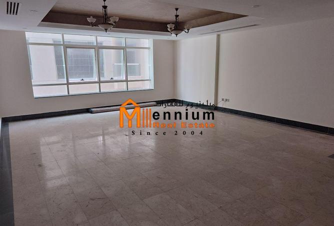 56541785 - صورة العقار 2