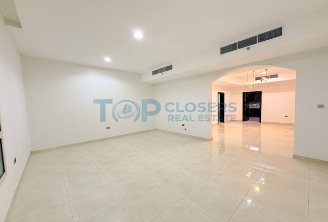 142448334 - Property Image 2