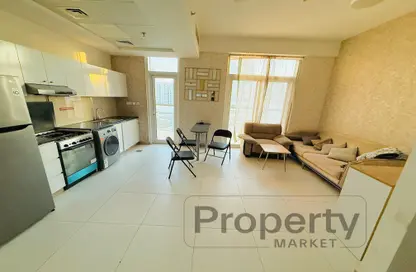 شقة - 2 غرف نوم - 2 حمامات للايجار في بوابة بن غاطي - الجداف - دبي