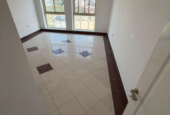 115484040 - Property Image 3