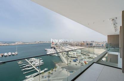 Apartment - 3 Bedrooms - 3 Bathrooms for rent in Seagate Building 1 - Seagate - Mina Rashid - Dubai