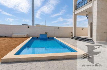 Villa - 5 Bedrooms - 6 Bathrooms for rent in Nad Al Sheba Villas - Nad Al Sheba 3 - Nad Al Sheba - Dubai Villa - 5 Bedrooms - 6 Bathrooms for rent in Nad Al Sheba Villas - Nad Al Sheba 3 - Nad Al Sheba - Dubai