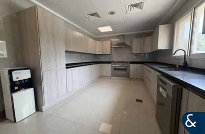 Villa - 4 - 4 for rent in Meadows 9 - Meadows - Dubai