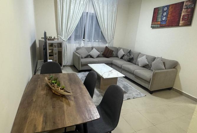 124289608 - Property Image 2