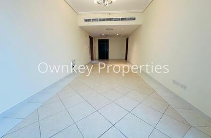 Apartment - 2 Bedrooms - 3 Bathrooms for rent in 21st Century Tower - Sheikh Zayed Road - Dubai