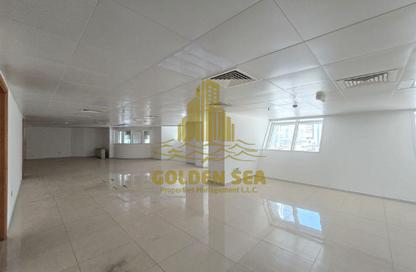 Office Space - Studio - 1 for rent in Cornich Al Khalidiya - Al Khalidiya - Abu Dhabi Office Space - Studio - 1 for rent in Cornich Al Khalidiya - Al Khalidiya - Abu Dhabi