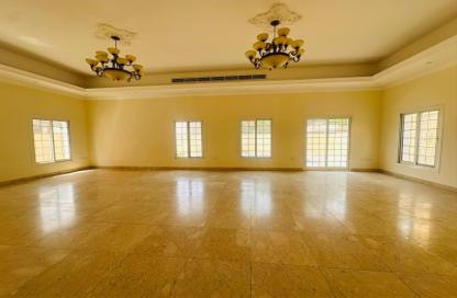 Villa - 5 Bedrooms - 7 Bathrooms for rent in The Villa - Dubai