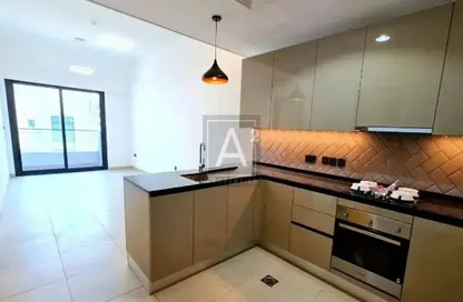 شقة - غرفة نوم - 2 حمامات للايجار في برج ريجيل - الضاحية 10 - قرية جميرا الدائرية - دبي