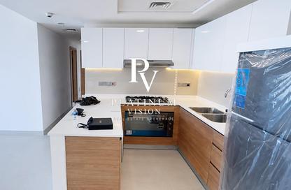 Apartment - 3 Bedrooms - 2 Bathrooms for rent in Radiant Square - City Of Lights - Al Reem Island - Abu Dhabi Apartment - 3 Bedrooms - 2 Bathrooms for rent in Radiant Square - City Of Lights - Al Reem Island - Abu Dhabi