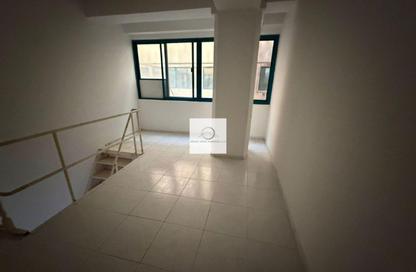 Retail - Studio for rent in Al Qusais Building - Al Qusais Residential Area - Al Qusais - Dubai