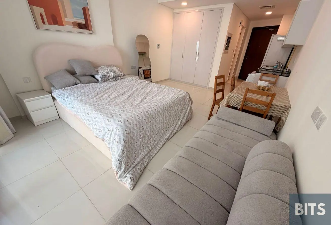 156903109 - Property Main Image