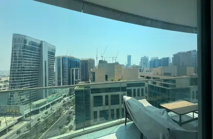 شقة - غرفة نوم - 1 حمام للايجار في داماك ماجستين - الخليج التجاري - دبي