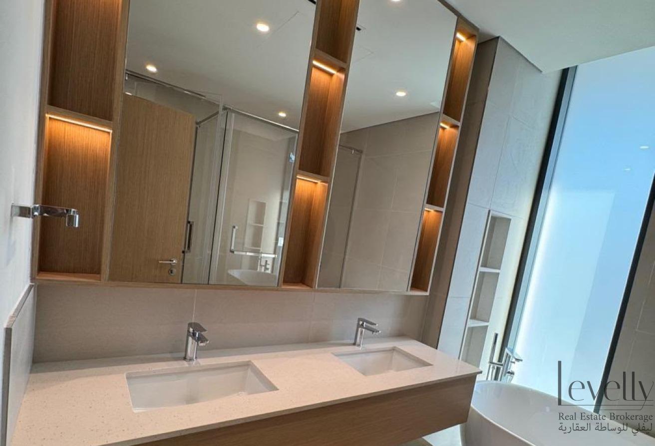 Vastu-Compliant|Luxury 5BR + Maid| Large Plot photo 15