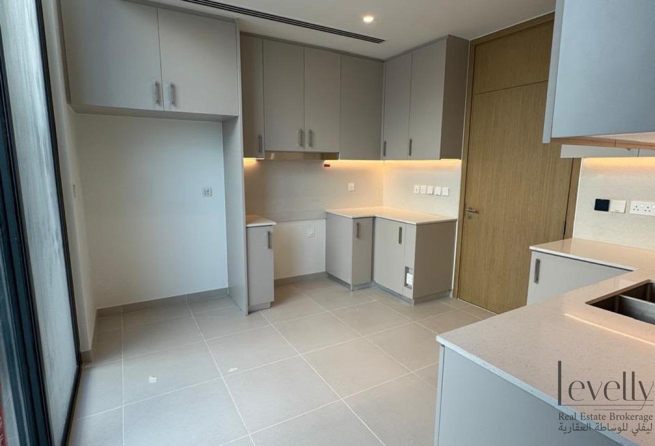 Vastu-Compliant|Luxury 5BR + Maid| Large Plot photo 11