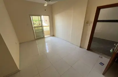 Apartment - 2 Bedrooms - 1 Bathroom for rent in Al Rashidiya Towers - Al Rashidiya - Ajman Downtown - Ajman